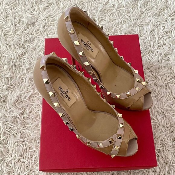 VALENTINO GARAVANI Authentic Rockstud Peep-toe Shoes - Picture 9 of 10
